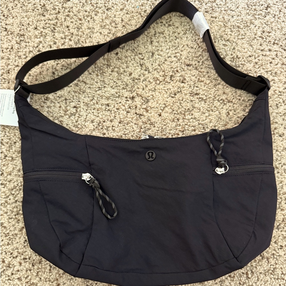 Lululemon Black Slouchy Sling Bag 6L New With Tags